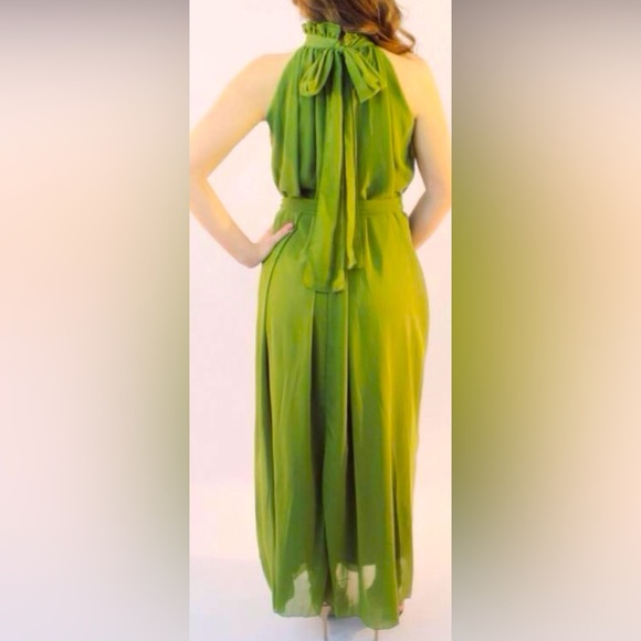 Vintage neckline maxi dress - Picture 2 of 4